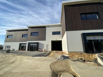 logistics - Light Industrial Premises / Offices For Sale - featured