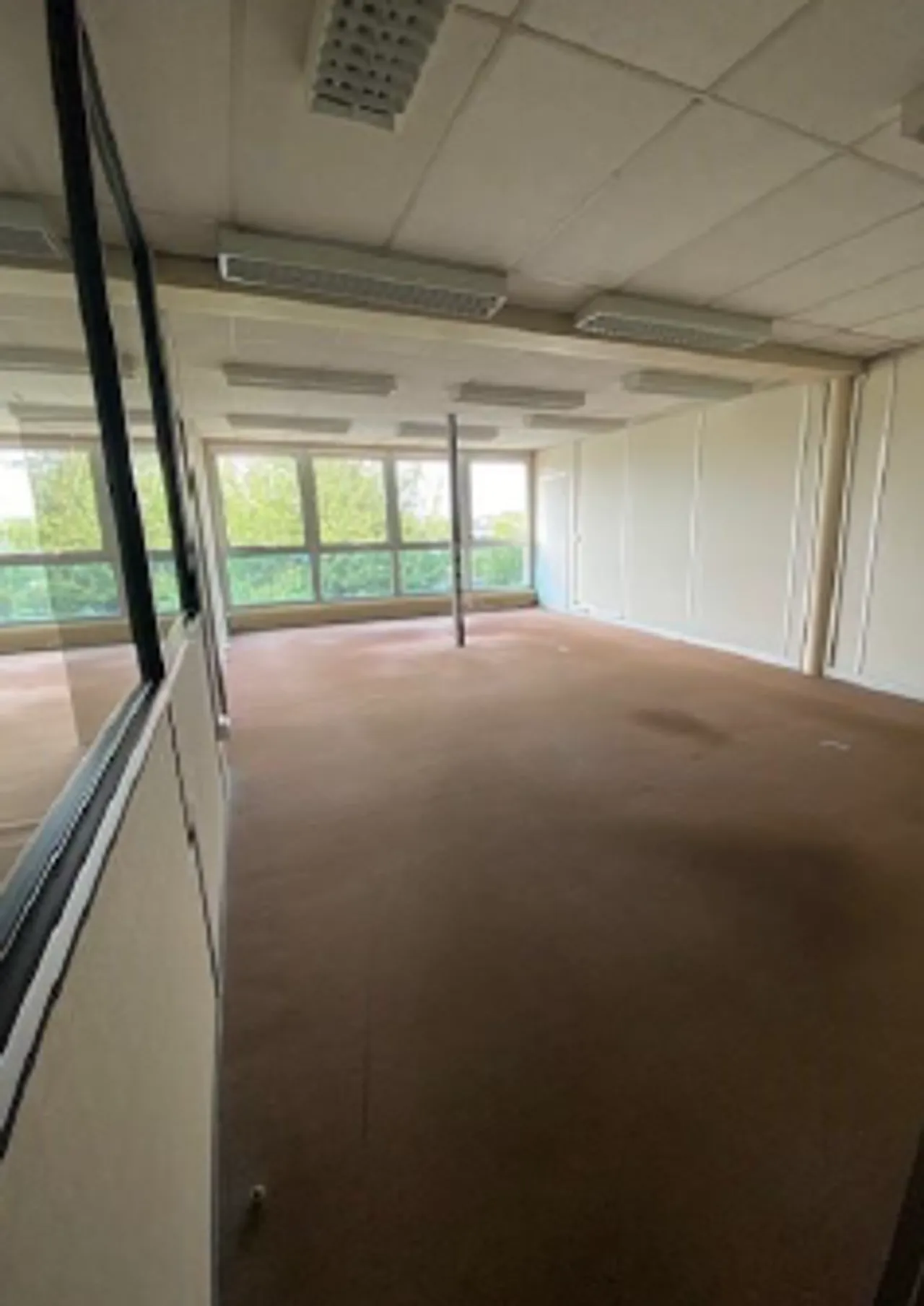 logistics - Entrepôt À Louer - gallery - 9