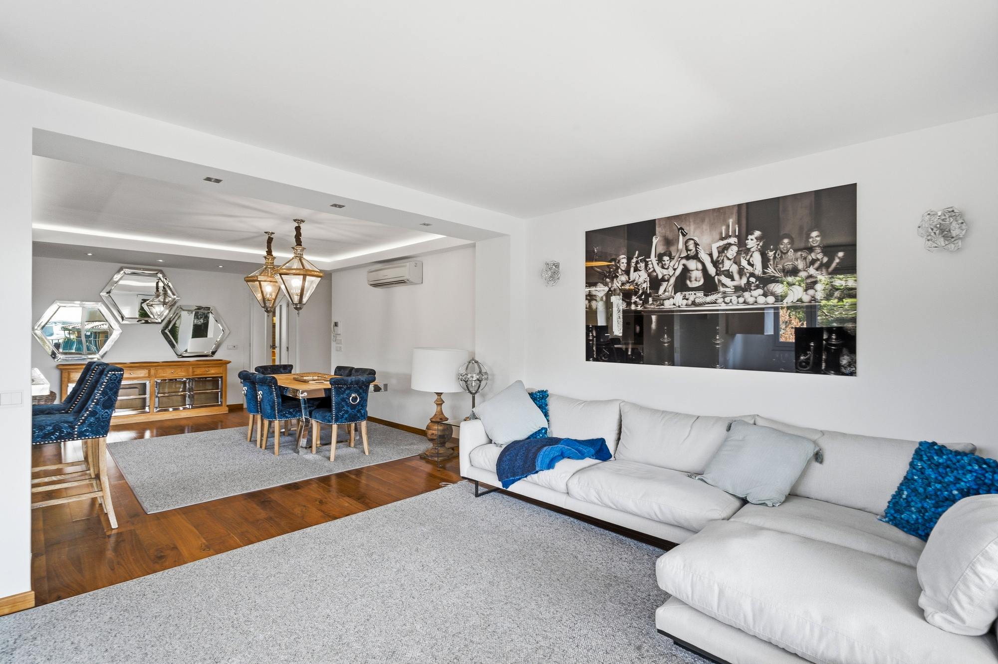 living - Ático de 159m² con 70m² terraza en alquiler en Palma de Mallorca - gallery thumbnail - 10