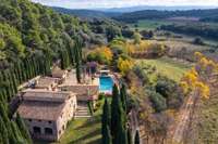 living - 1,642m² country house with 10,000m² garden for sale in El Gironés - gallery thumbnail - 5