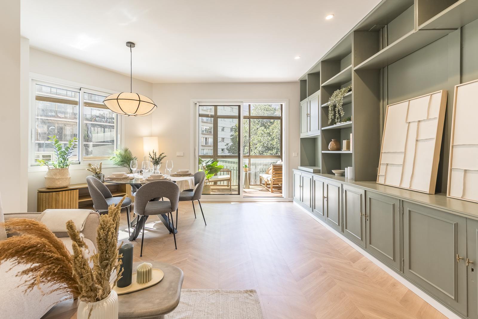 living - 112m² apartment with 9m² terrace for sale in Les Corts - gallery thumbnail - 2