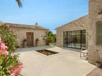 living - 718m² house / villa for sale in Montuïri, Balearic Islands - gallery thumbnail - 4