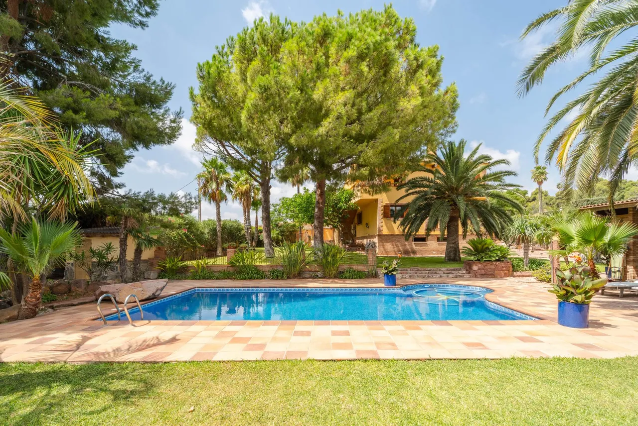 living - 304m² house / villa for sale in Valencia Region, Valencia - gallery - 3