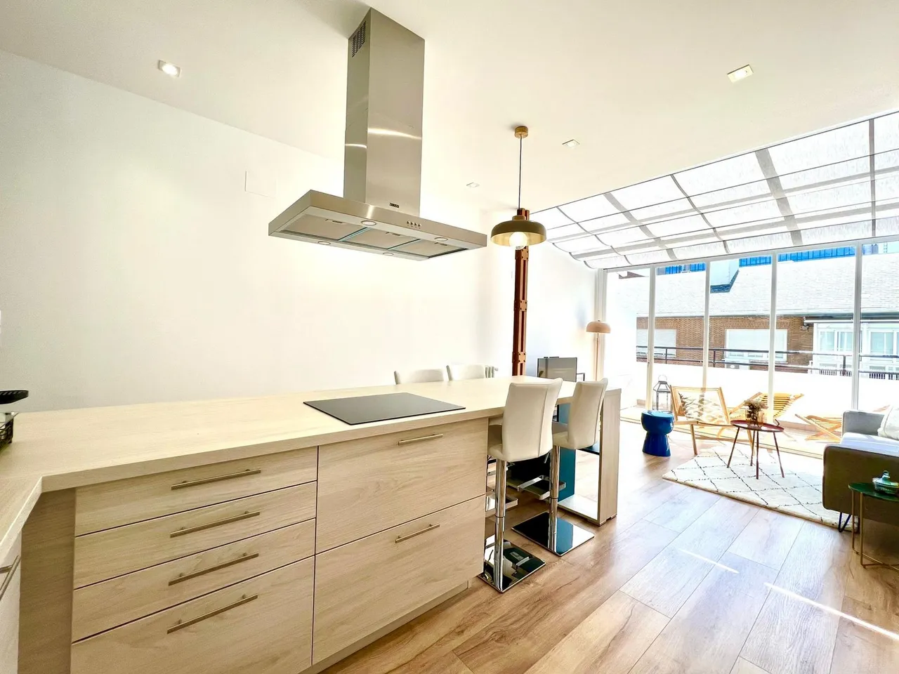 living - Ático de 130m² con 10m² terraza en venta en Arapiles - gallery - 6
