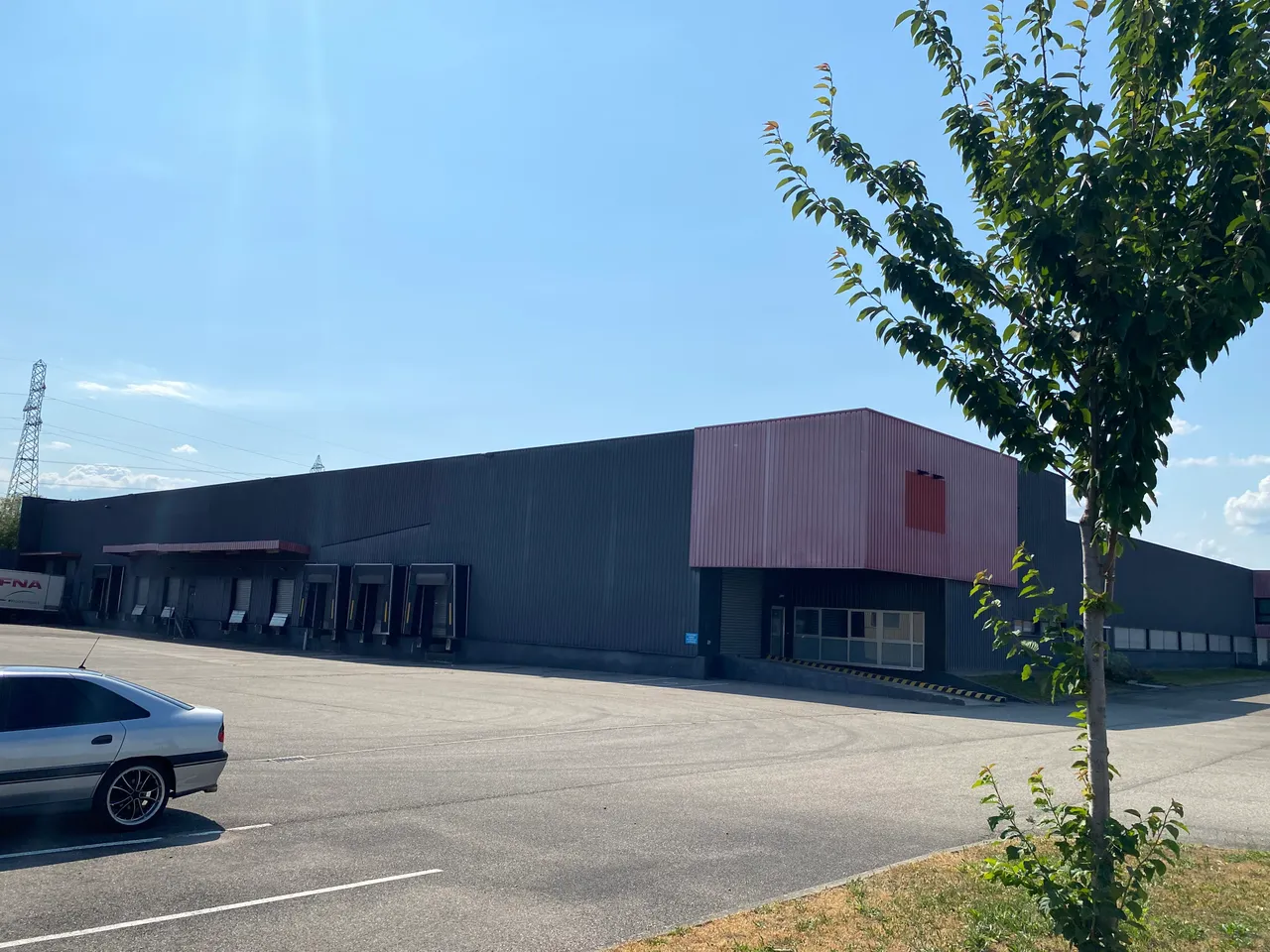 logistics - Entrepôt Logistique À Louer - gallery - 2