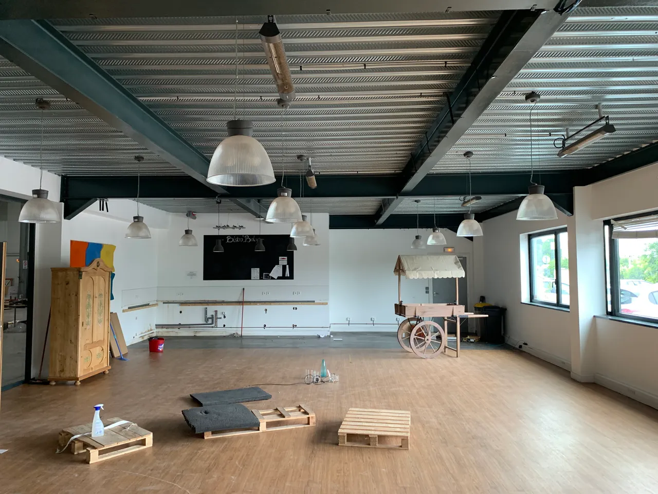logistics - Entrepôt / Bureaux À Louer - gallery - 4
