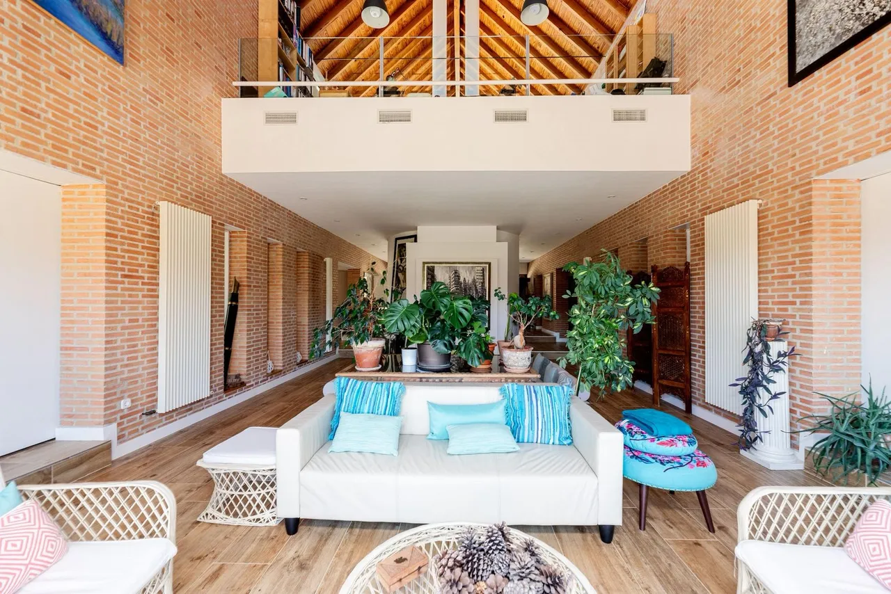 living - 816m² house / villa for sale in Las Rozas, Madrid - gallery - 3