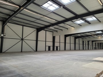 logistics - Activités / Bureaux À Louer - featured