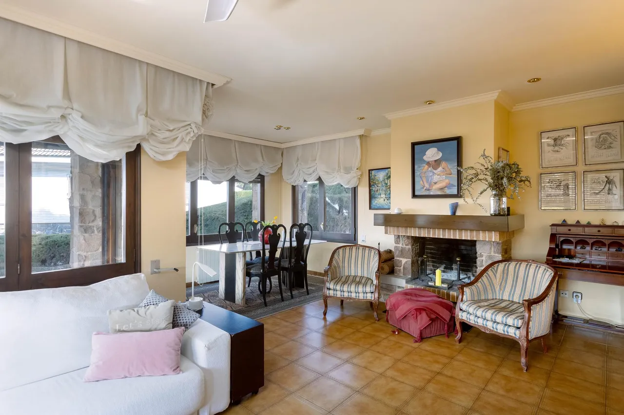 living - Casa / villa de 252m² en venta en Vilassar de Dalt - gallery - 9