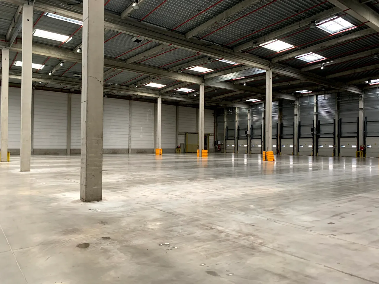 logistics - Entrepôt Logistique À Louer - gallery - 2