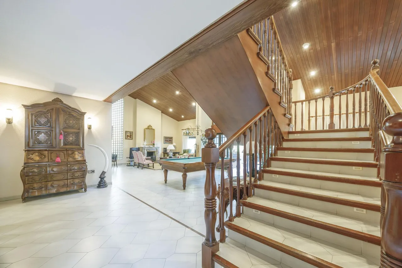 living - Casa / villa de 857m² en venta en La Eliana, Valencia - gallery - 4