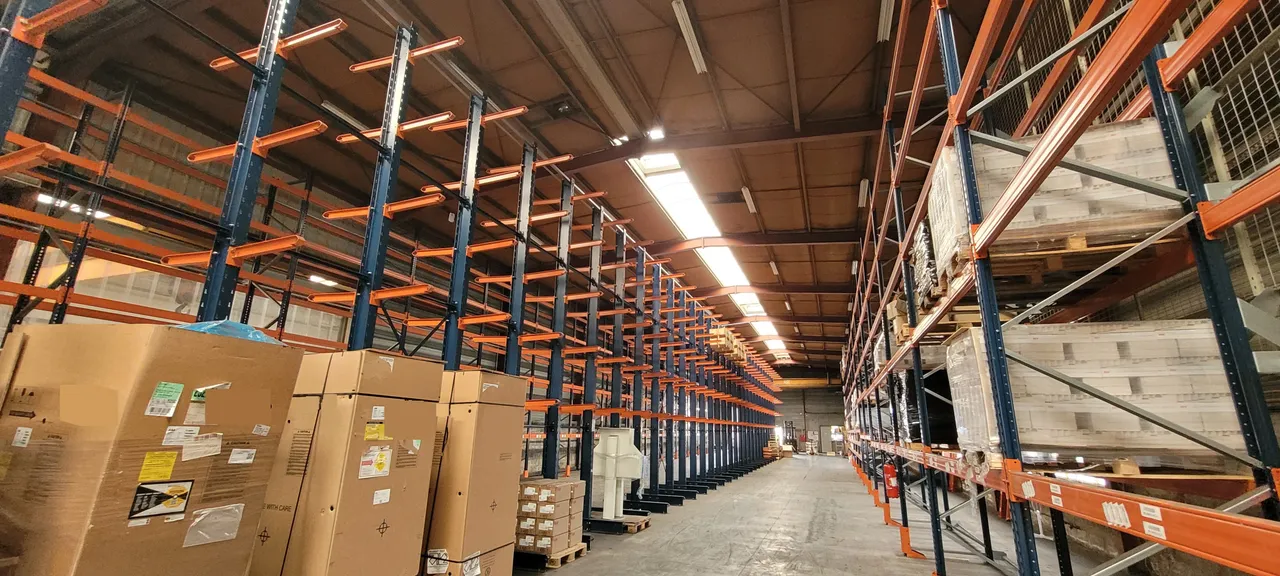 logistics - Light Industrial Premises / Offices For Rent - gallery - 7