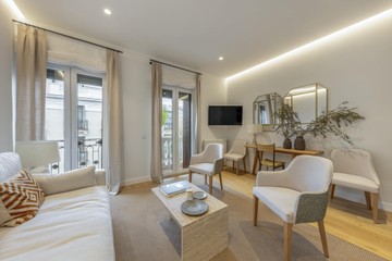 living - 115m² apartment for rent in Recoletos, Madrid - featured