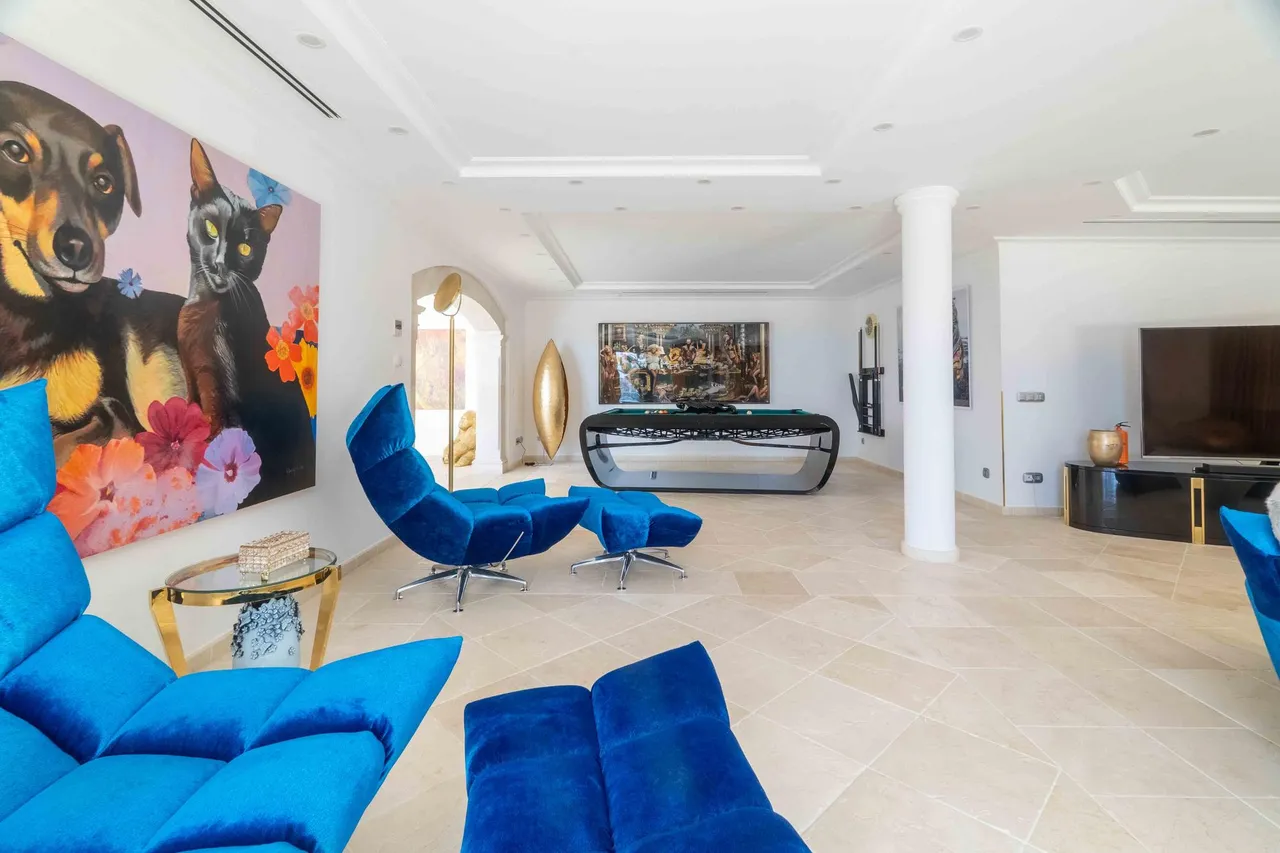 living - Casa / villa de 898m² en venta en Costa de la Calma - gallery - 7