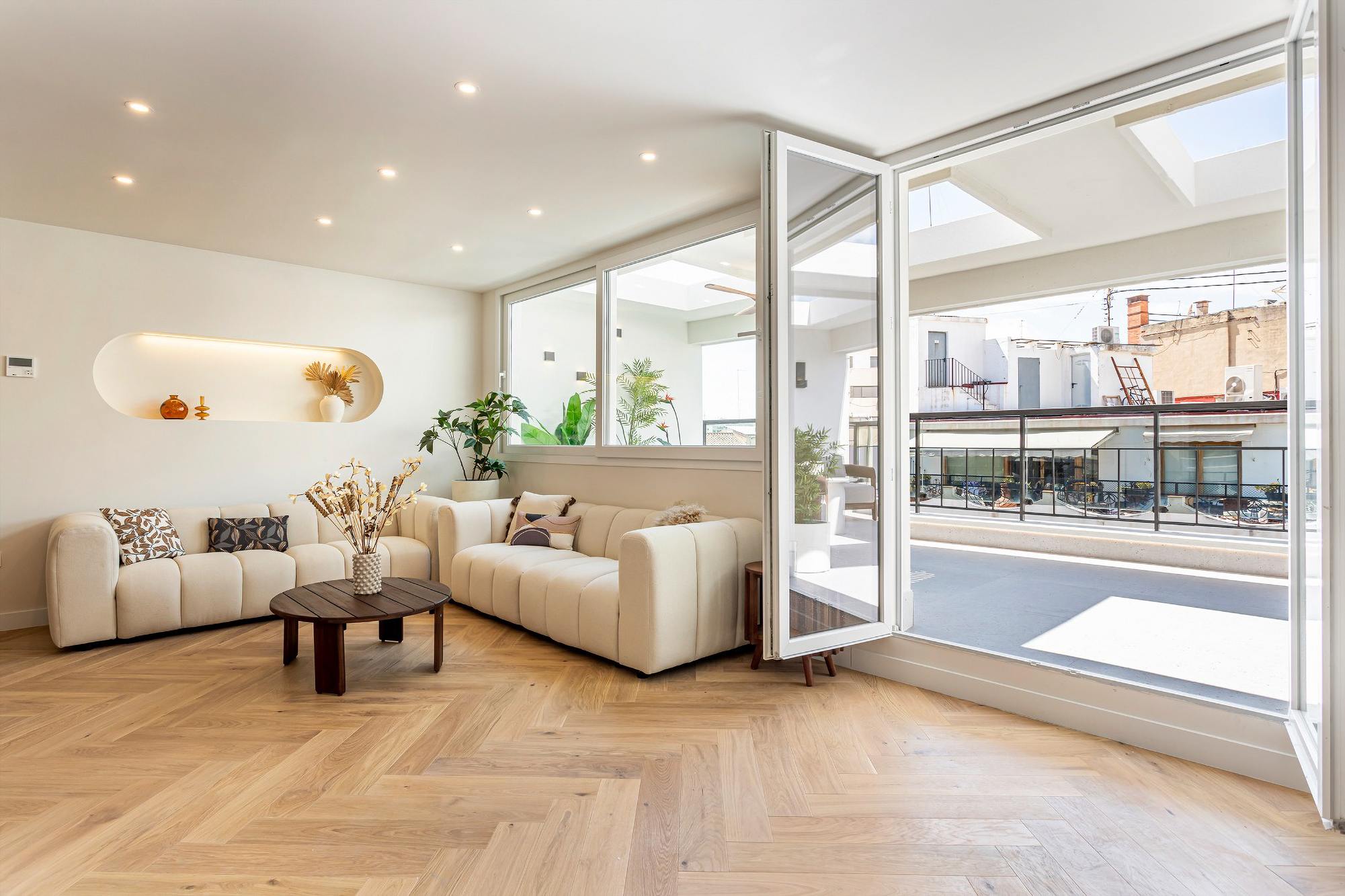 living - 151m² penthouse with 25m² terrace for sale in El Pla del Remei - gallery thumbnail - 5