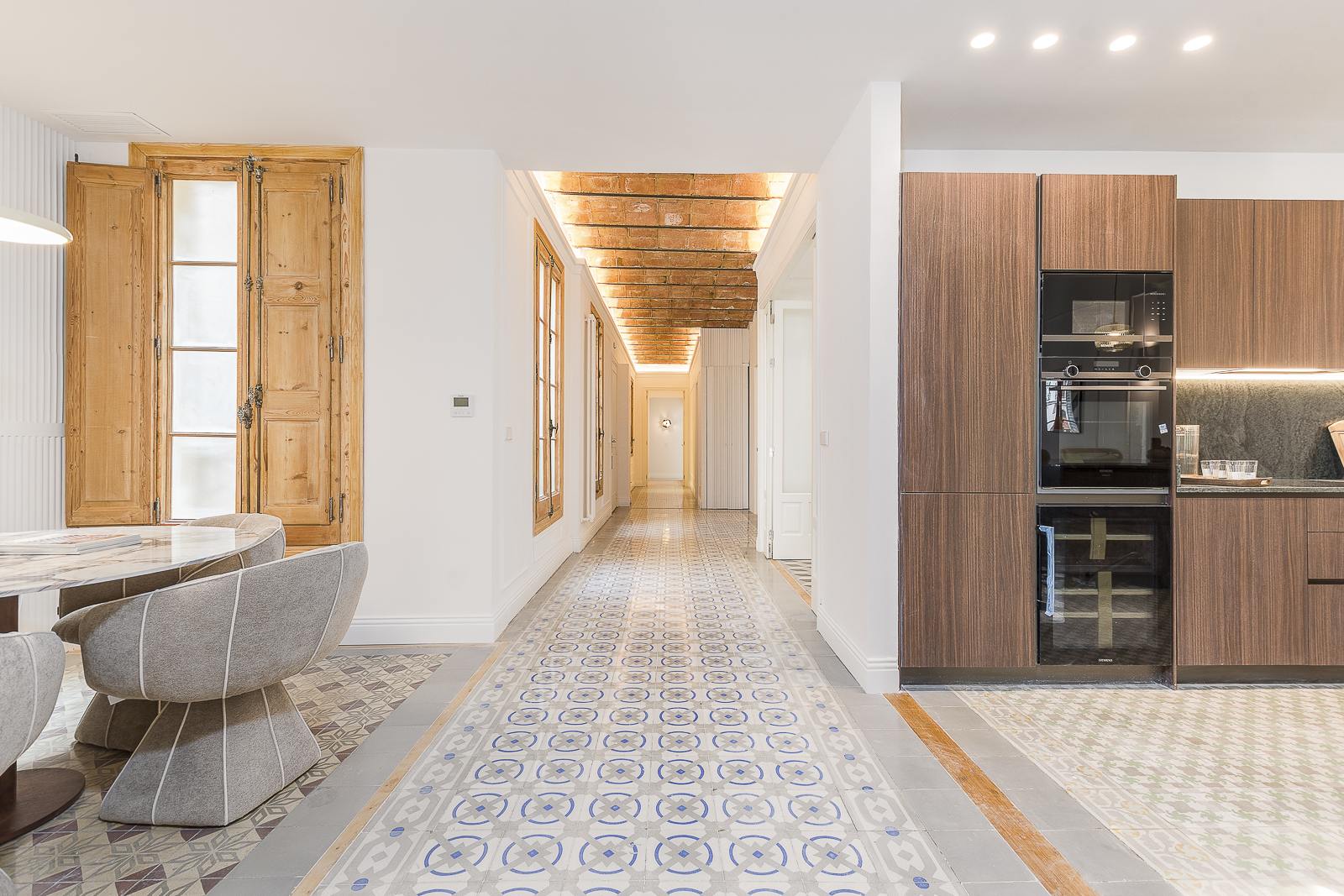 living - 224m² apartment with 6m² terrace for sale in Eixample Right - gallery thumbnail - 7
