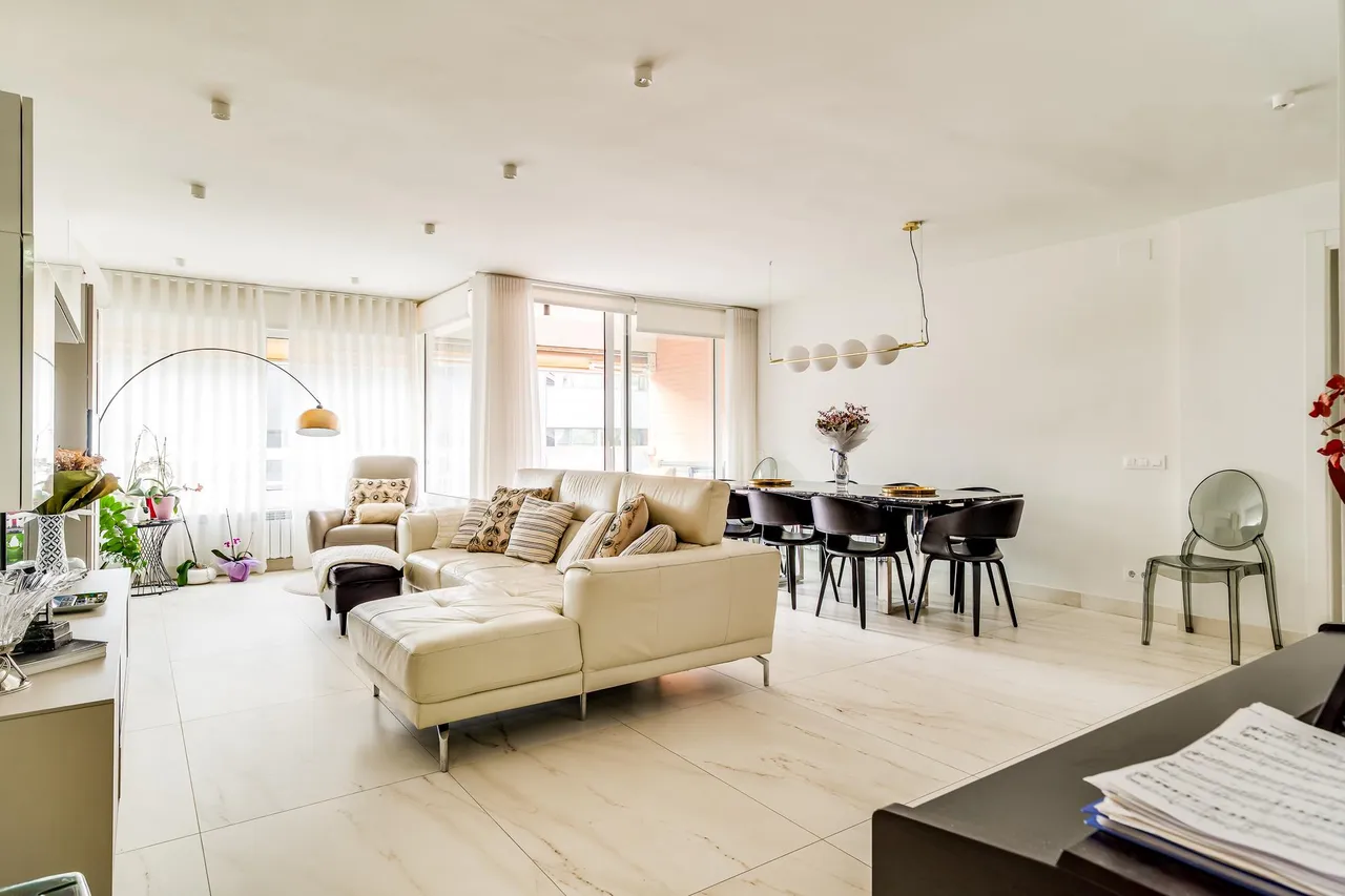 living - Piso de 137m² en venta en Les Corts, Barcelona - gallery - 4