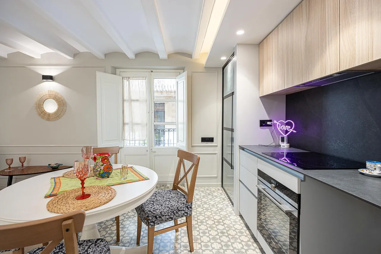 living - Piso de 70m² en venta en Gótico, Barcelona - gallery - 7