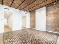 living - 126m² apartment for sale in Eixample Right, Barcelona - gallery thumbnail - 3