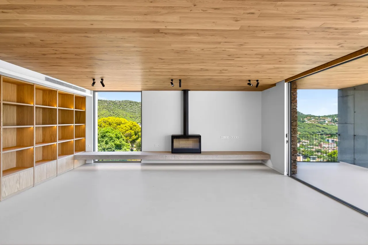 living - 453m² house / villa for sale in Cabrils, Barcelona - gallery - 9