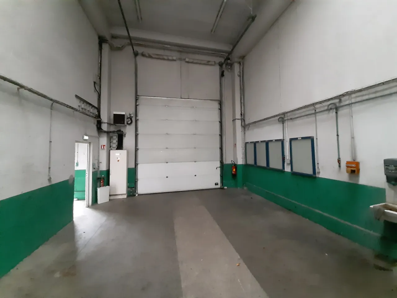 logistics - Light Industrial Premises / Offices For Rent - gallery - 7