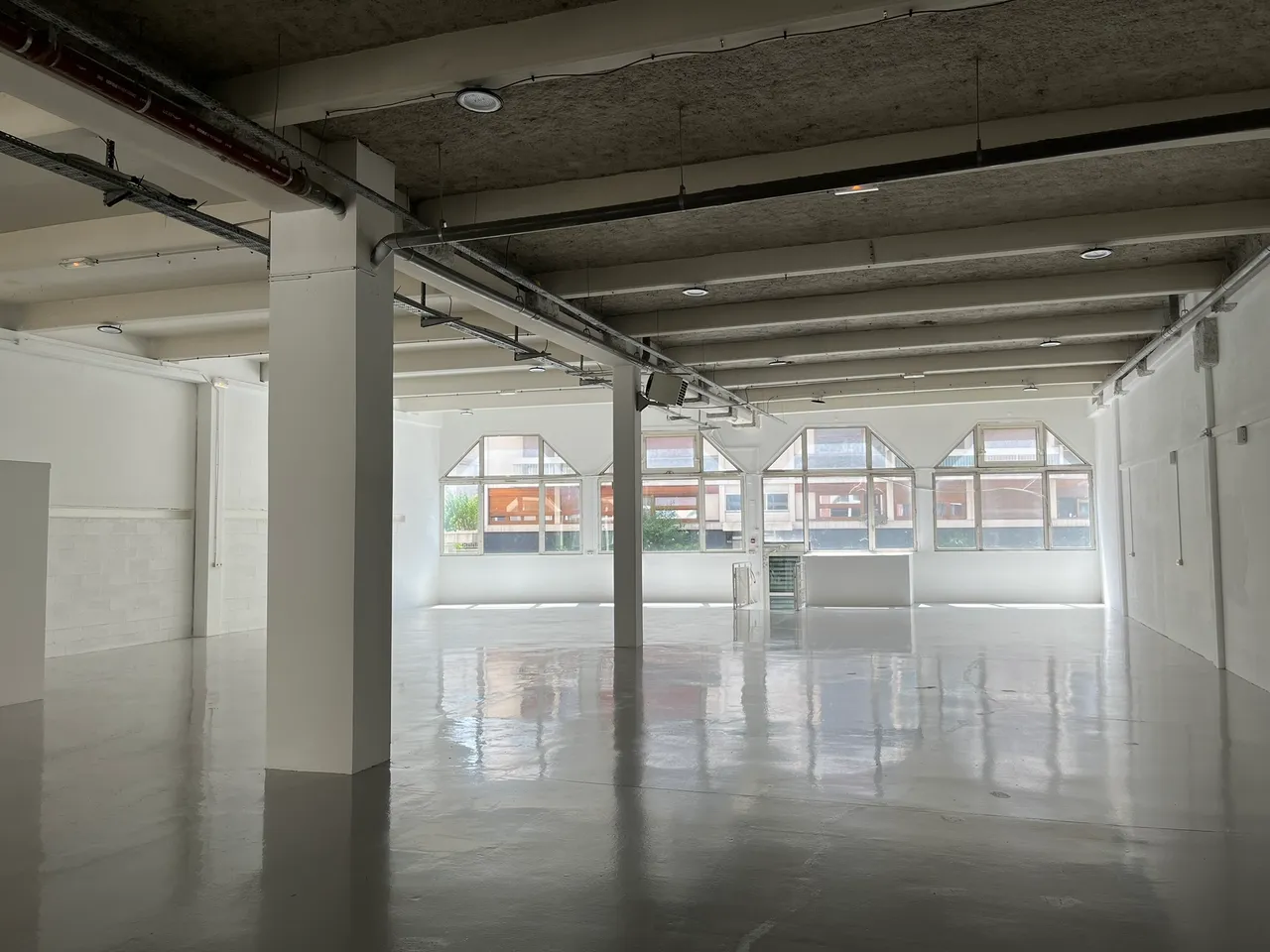 logistics - Warehouse / Offices For Rent - gallery - 5
