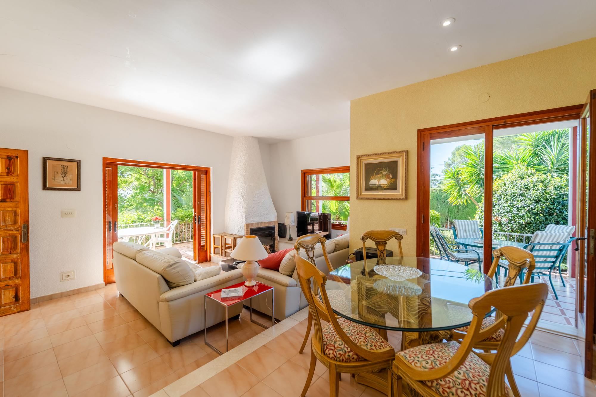 living - Casa / villa de 175m² con 1,000m² de jardín en venta en La Eliana - gallery thumbnail - 8