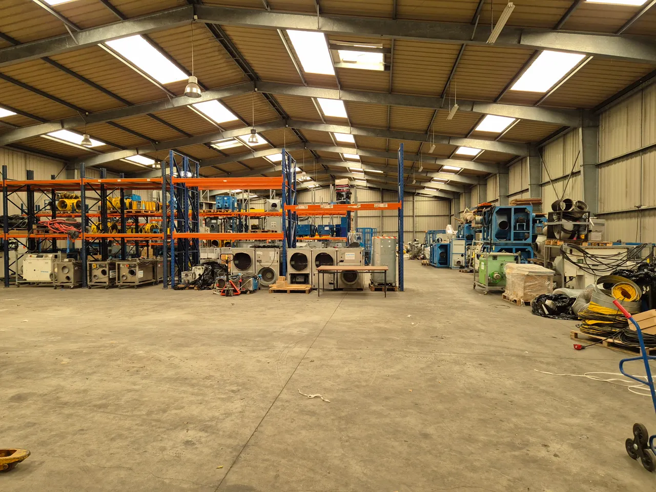 logistics - Entrepôt À Louer - gallery - 4