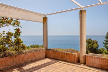 living - Casa / villa de 428m² en venta en Blanes, Costa Brava - featured