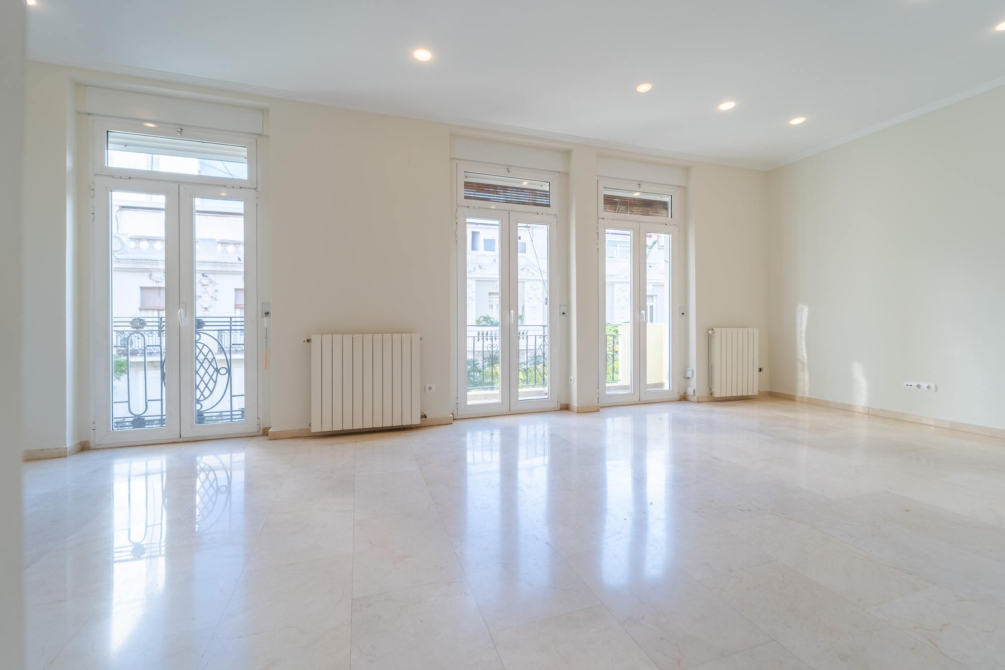 living - Piso de 113m² en alquiler en El Pla del Remei, Valencia - gallery - 5