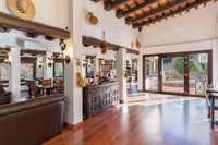 living - Casa rural de 651m² en venta en Maresme Interior, Barcelona - gallery thumbnail - 10