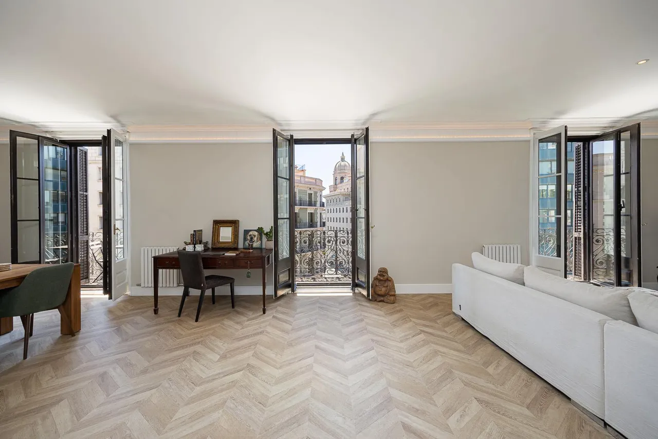 living - 250m² apartment for sale in Eixample Right, Barcelona - gallery - 8