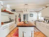 living - Casa rural de 493m² en venta en Santa Maria del Cami - gallery thumbnail - 6