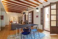living - 84m² apartment with 9m² terrace for sale in Gótico - gallery thumbnail - 1