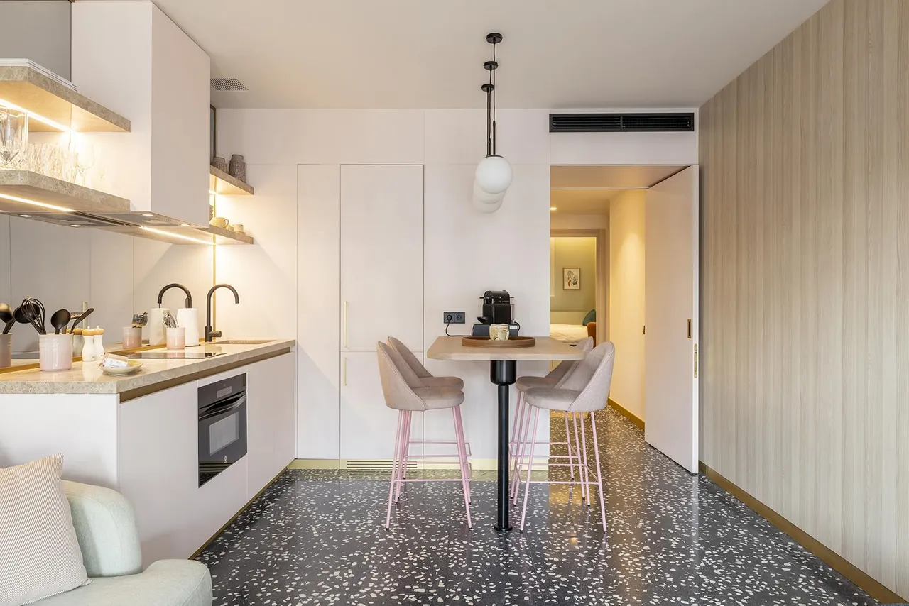 living - 57m² apartment for rent in Eixample Right, Barcelona - gallery - 10