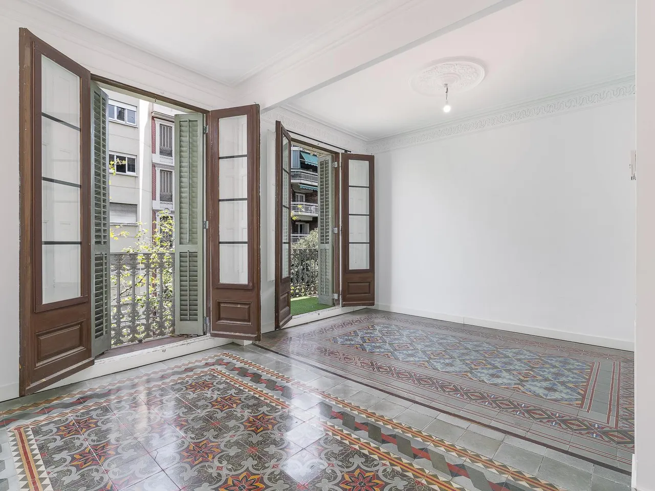 living - Piso de 91m² en venta en Eixample Derecho, Barcelona - gallery - 2