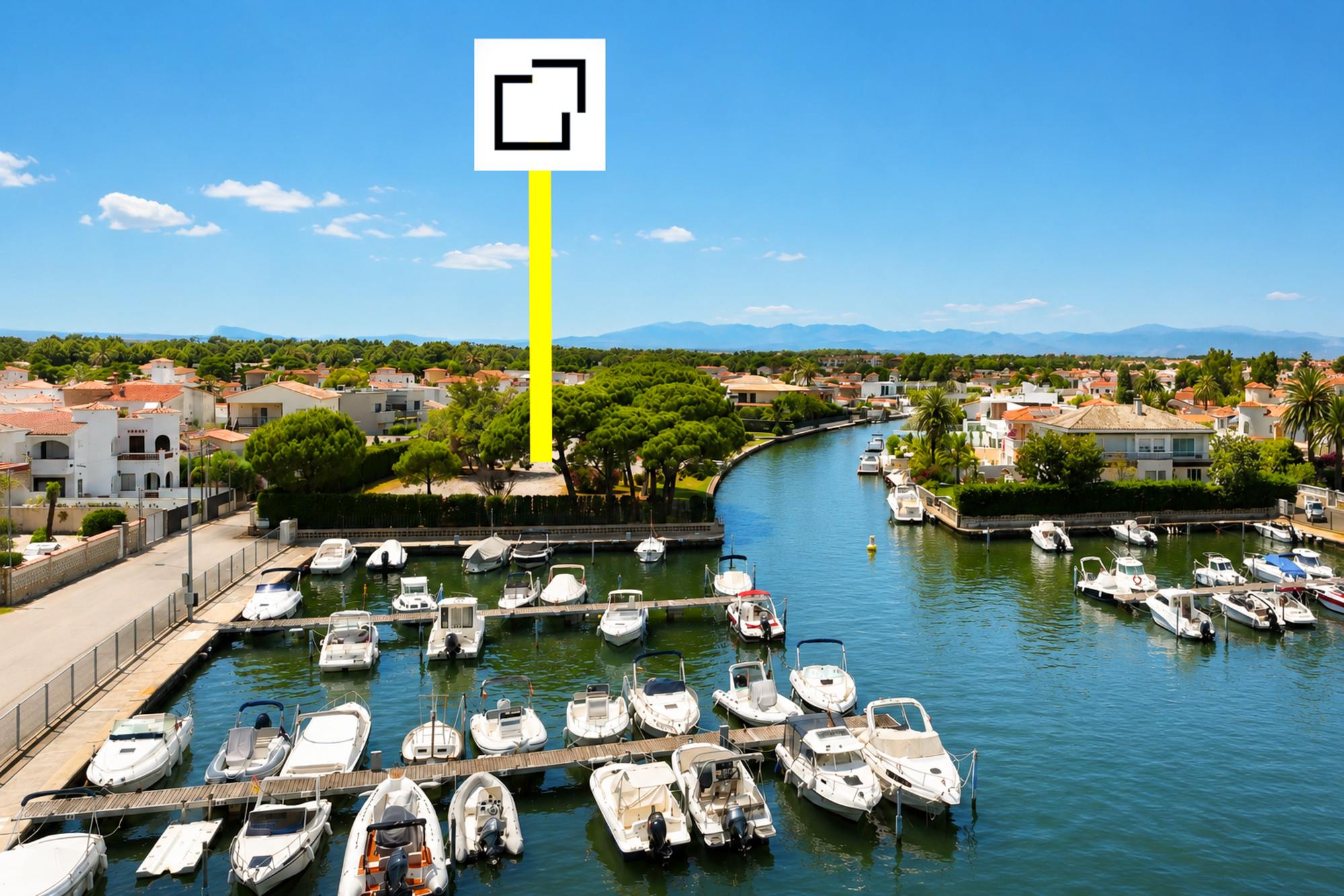 living - Parcela de 500m² en venta en Empuriabrava, Costa Brava - gallery - 5