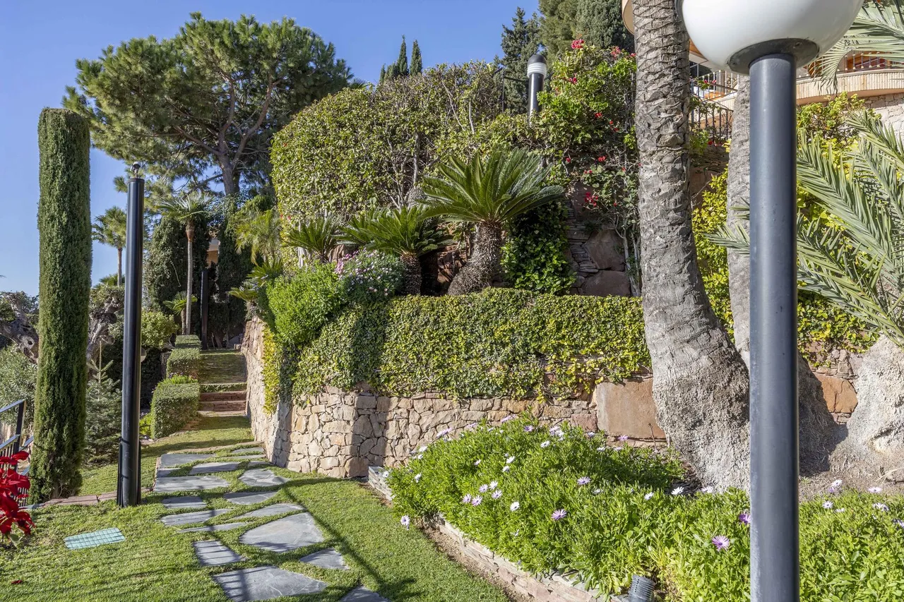 living - Casa / villa de 724m² en venta en Los Monasterios, Valencia - gallery - 9