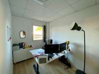 logistics - Activités / Bureaux À Louer - gallery thumbnail - 5
