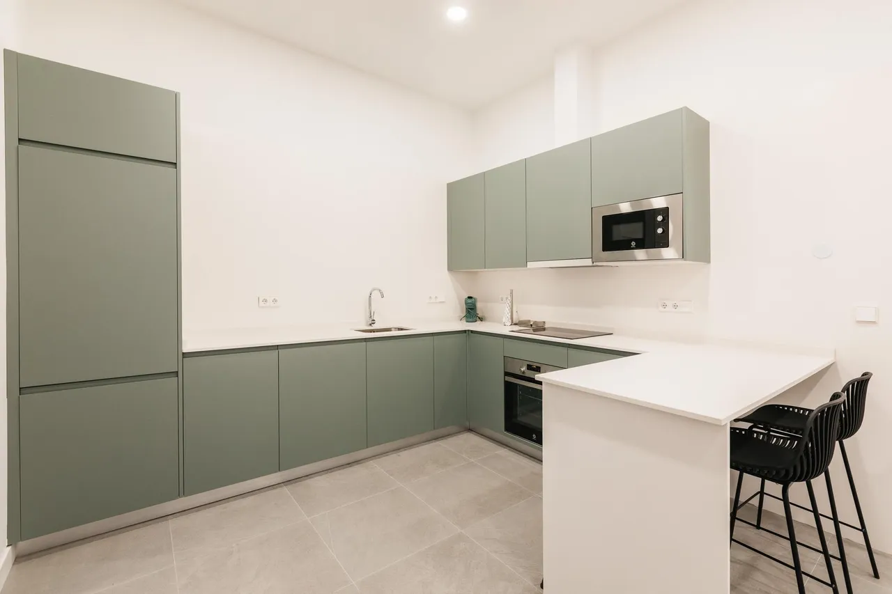 living - Piso de 120m² en alquiler en La Latina, Madrid - gallery - 9
