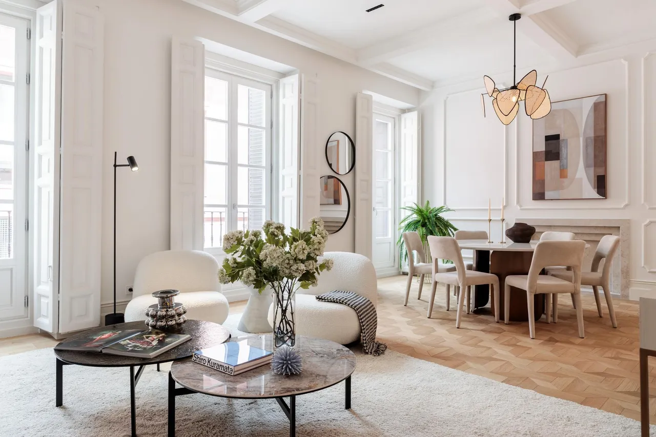 living - Piso de 174m² en venta en Chueca - Justicia, Madrid - gallery - 2
