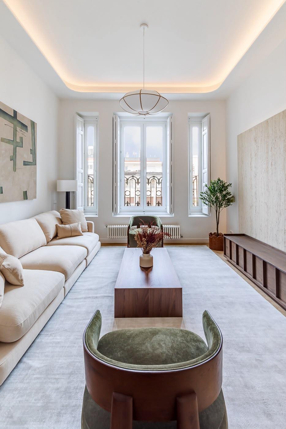 living - 154m² apartment with 23m² terrace for sale in Goya, Madrid - gallery thumbnail - 2