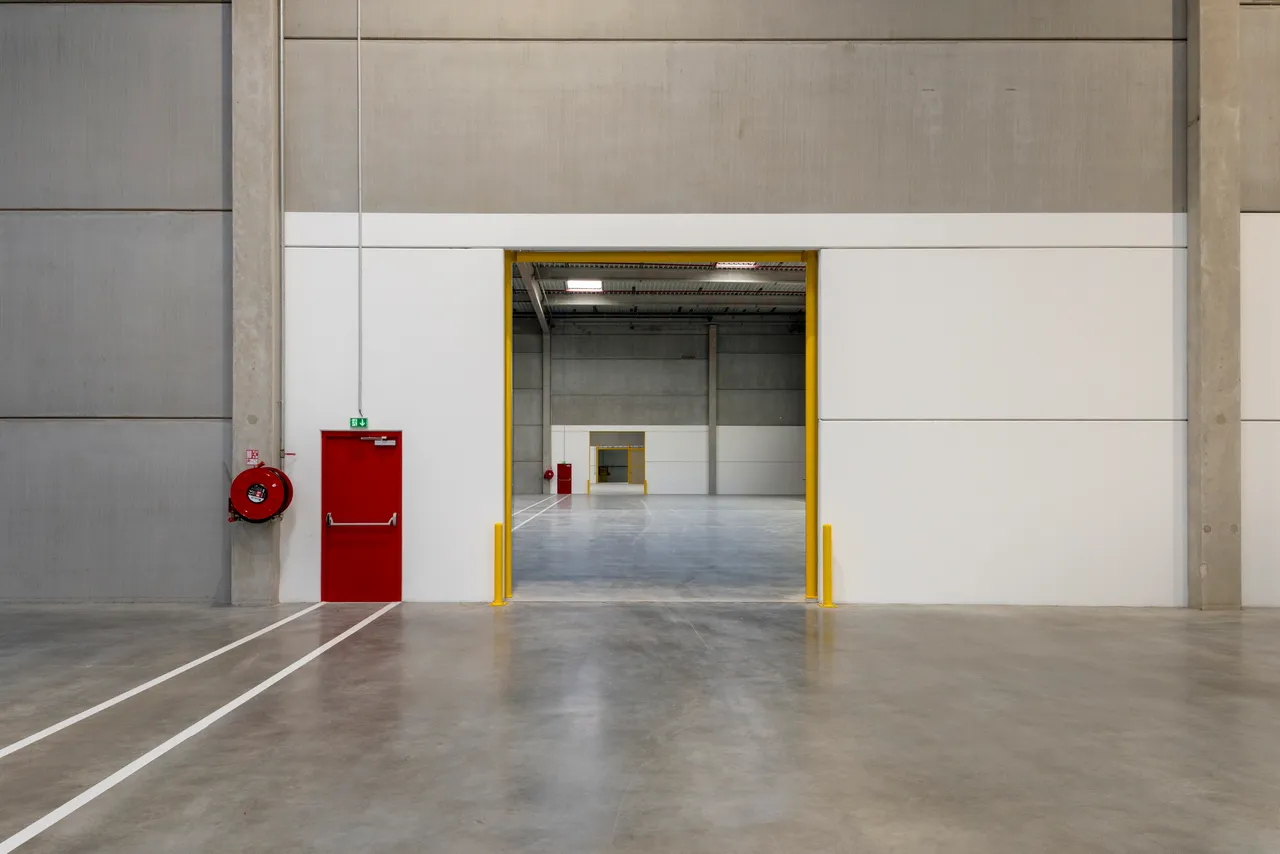 logistics - Entrepôt Logistique À Louer - gallery - 8