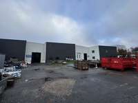 logistics - Activités / Bureaux À Louer - gallery thumbnail - 2