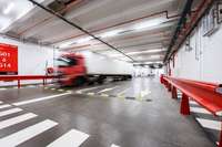 logistics - Activités / Bureaux À Louer - gallery thumbnail - 8