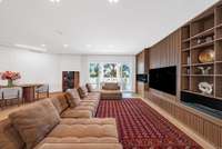 living - 225m² apartment with 71m² terrace for sale in New Golden Mile - gallery thumbnail - 3