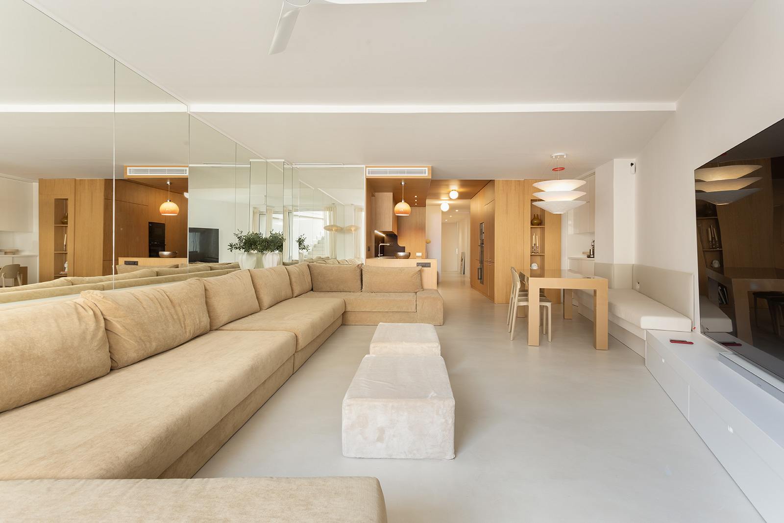 living - 132m² apartment with 270m² terrace for sale in Les Corts - gallery thumbnail - 8