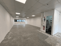 logistics - Activités / Bureaux À Louer - gallery thumbnail - 3