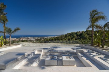living - 685m² house / villa for sale in Ibiza Town - featured