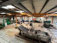 logistics - Activités / Bureaux À Louer - gallery thumbnail - 2